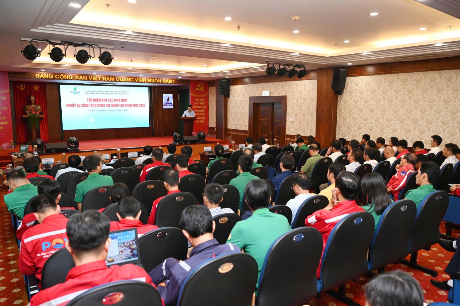 Toàn cảnh buổi tập huấn
