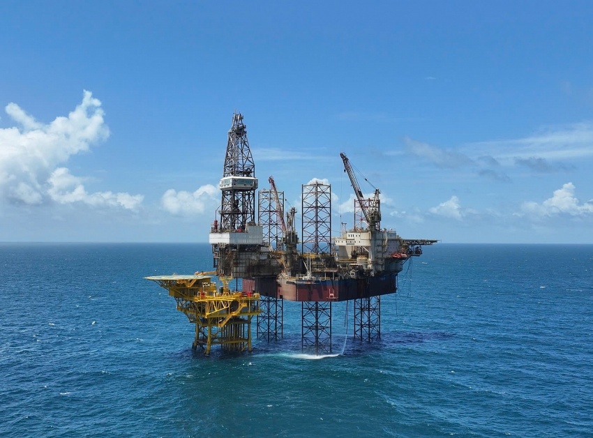 Kinh Ngu Trang - Kinh Ngu Trang Nam Field Development Project Officially Receives First Commercial Oil Flow Kinh Ngu Trang - Kinh Ngu Trang Nam Field Development Project Officially Receives First Commercial Oil Flow
