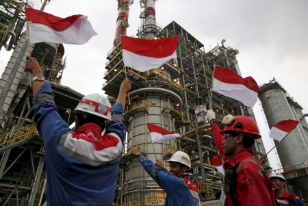 Indonesia muốn mua thêm dầu của Mỹ để giảm thuế quan