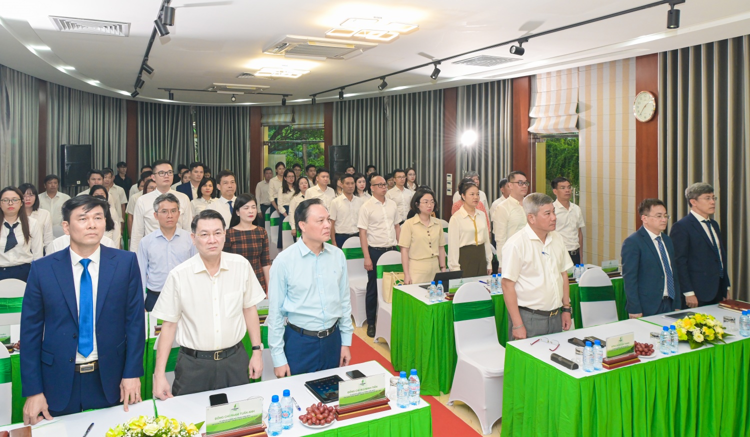 Các đại biểu tham dự hội nghị