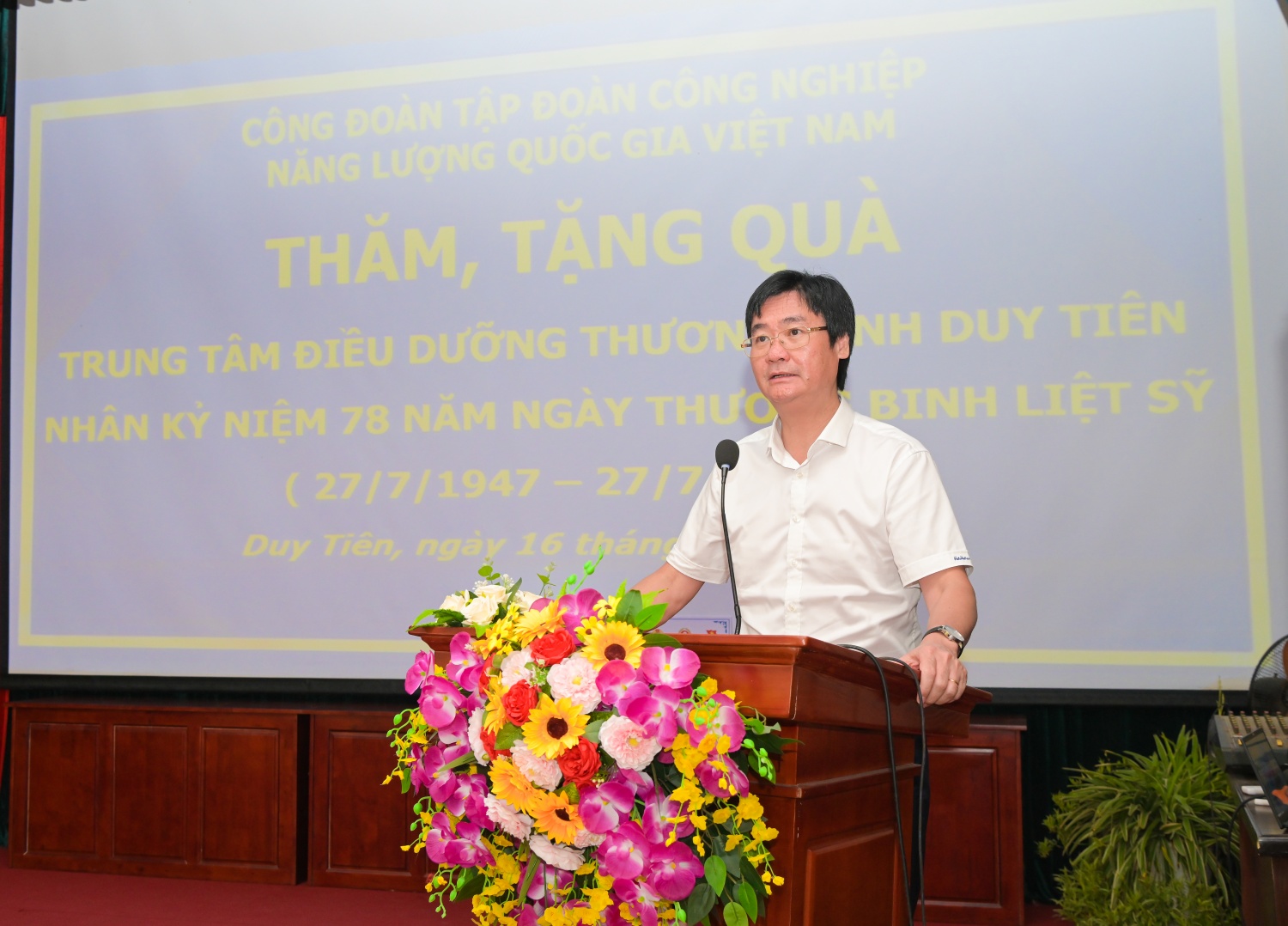 Công đoàn, Hội CCB Petrovietnam thăm và tặng quà các thương, bệnh binh tại Ninh Bình