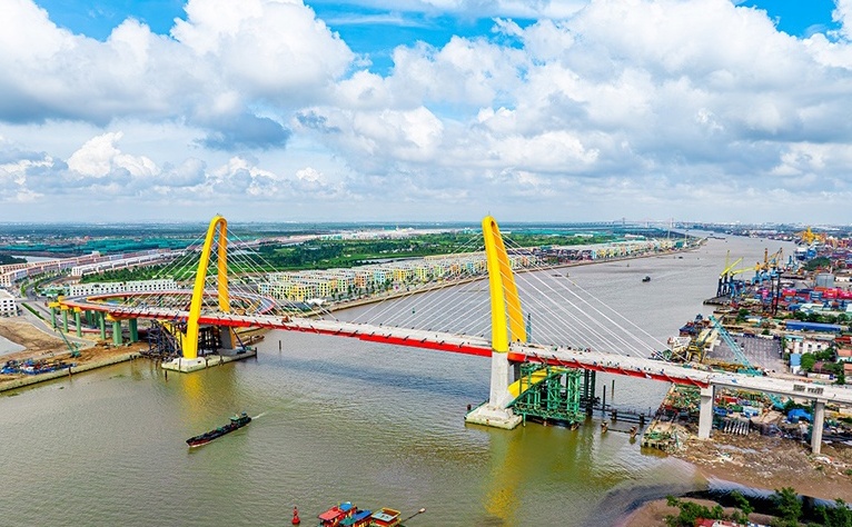 Một cây cầu hoàn thành, cả thị trường tăng tốc: Bất động sản Vũ Yên cất cánh sau thông xe cầu Hoàng Gia