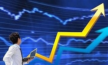 Nhận định thị trường chứng khoán ngày 18/7: Xu hướng tăng mạnh duy trì, nhưng tín hiệu quá mua bắt đầu xuất hiện
