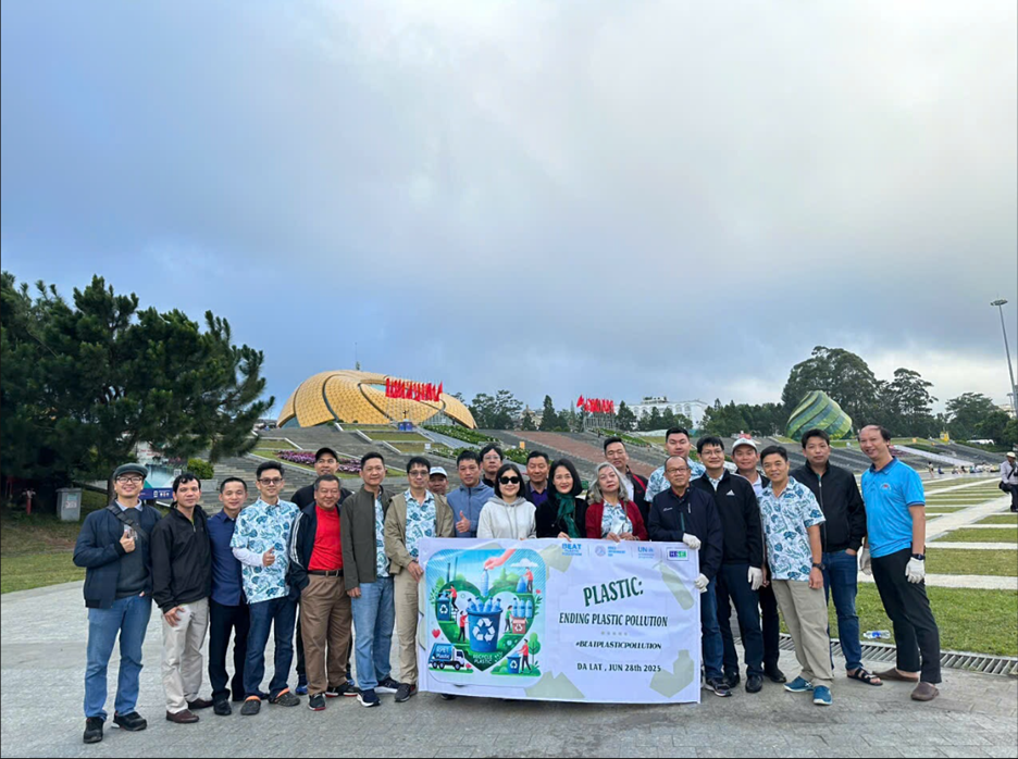 Nâng tầm công tác an toàn và môi trường lĩnh vực Dầu khí Nâng tầm công tác an toàn và môi trường lĩnh vực Dầu khí