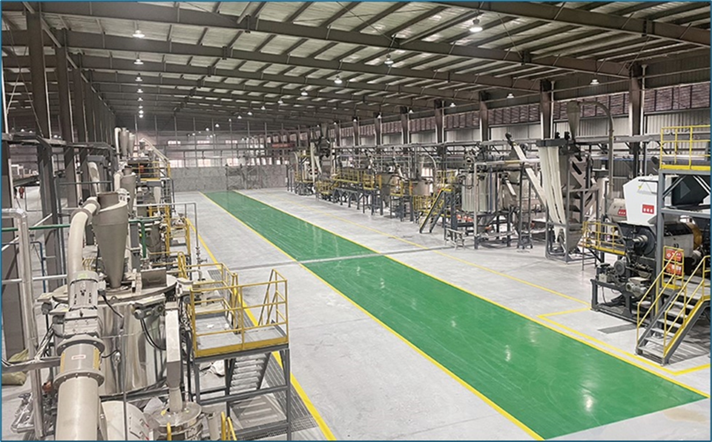 PVChem ký kết hợp tác với VNPOLY: Mở rộng chuỗi giá trị sản phẩm PET chip tái chế PVChem
