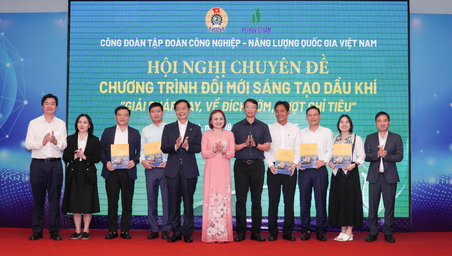 Công đoàn Petrovietnam khơi nguồn trí tuệ, thúc đẩy đổi mới sáng tạo Công đoàn Petrovietnam khơi nguồn trí tuệ, thúc đẩy đổi mới sáng tạo