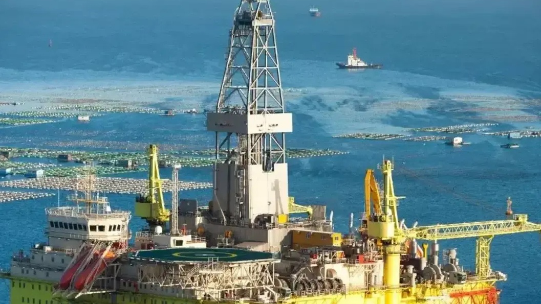 Ấn Độ phát động chiến dịch khai thác dầu quy mô lớn ngoài khơi