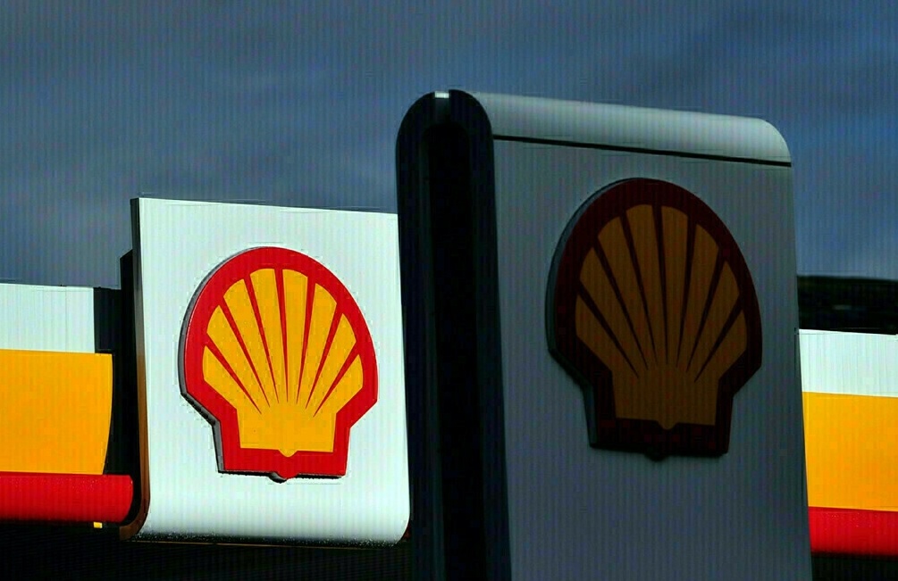 Loạt Big Oil từ bỏ nỗ lực xây dựng chiến lược phát thải ròng bằng 0