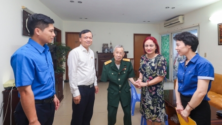 "Hành trình tri ân" - Nét đẹp văn hóa nghĩa tình của người lao động Petrovietnam