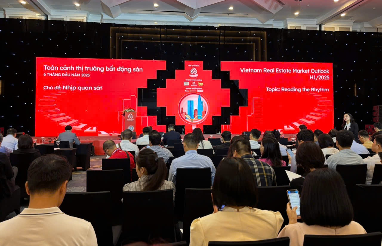 Thị trường bất động sản nửa đầu năm 2025: Chung cư vẫn 