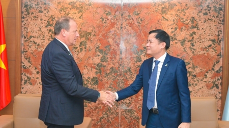 Petrovietnam tăng cường hợp tác với Jadestone Energy