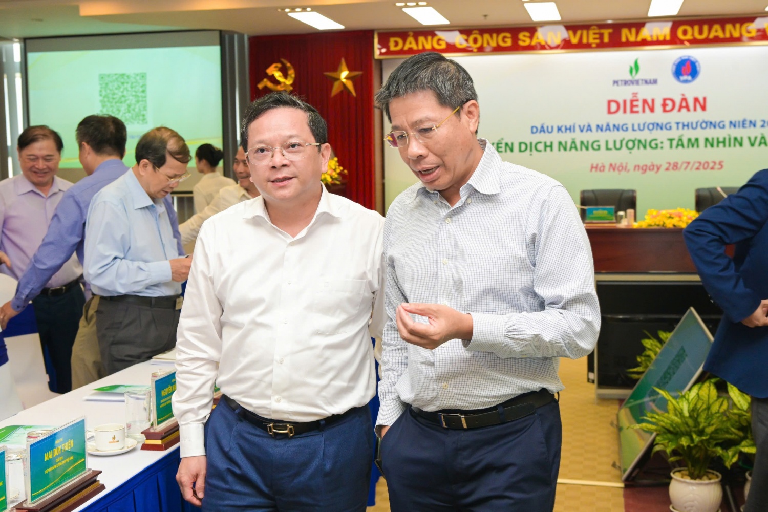 Diễn đàn Dầu khí và Năng lượng 2025: Thúc đẩy hình thành hệ sinh thái năng lượng an toàn, hội nhập Diễn đàn Dầu khí và Năng lượng 2025: Thúc đẩy hình thành hệ sinh thái năng lượng an toàn, hội nhập