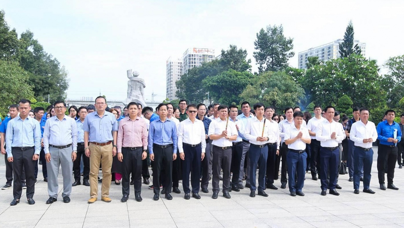 PVTrans tổ chức các hoạt động tri ân nhân kỷ niệm 78 năm Ngày Thương binh - Liệt sĩ