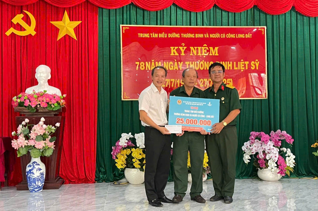PVFCCo – Phú Mỹ tổ chức chuỗi hoạt động tri ân nhân kỷ niệm 78 năm Ngày Thương binh – Liệt sĩ PVFCCo – Phú Mỹ tổ chức chuỗi hoạt động tri ân nhân kỷ niệm 78 năm Ngày Thương binh – Liệt sĩ