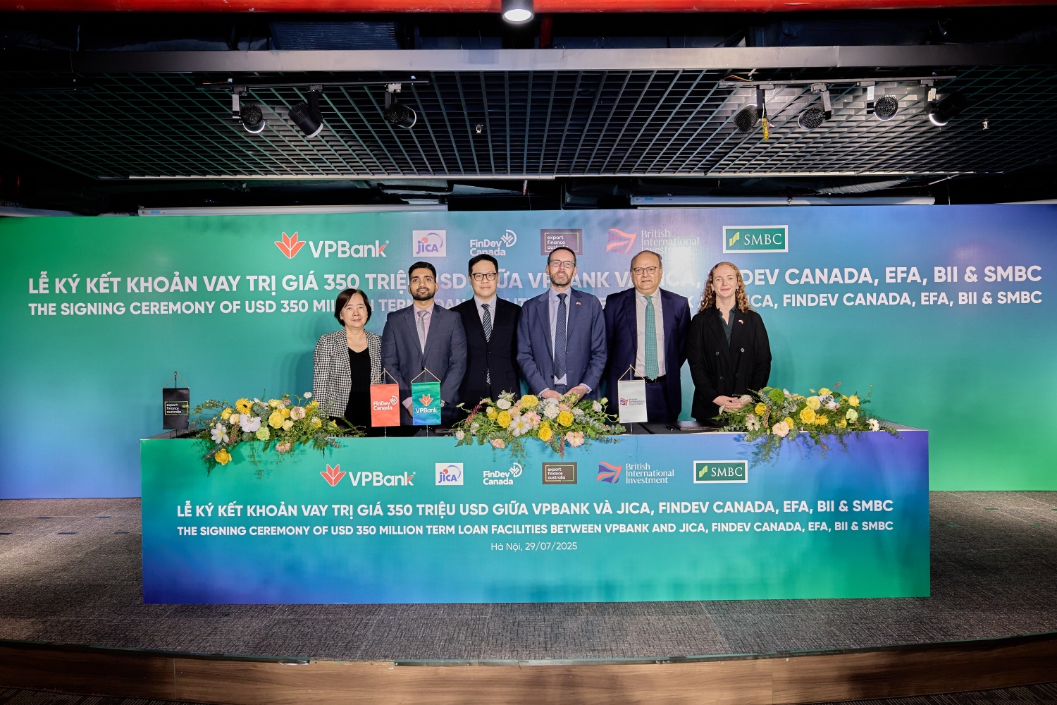 Tổ chức Đầu tư Quốc tế Anh cho VPBank vay 50 triệu USD hỗ trợ chuyển đổi năng lượng xanh