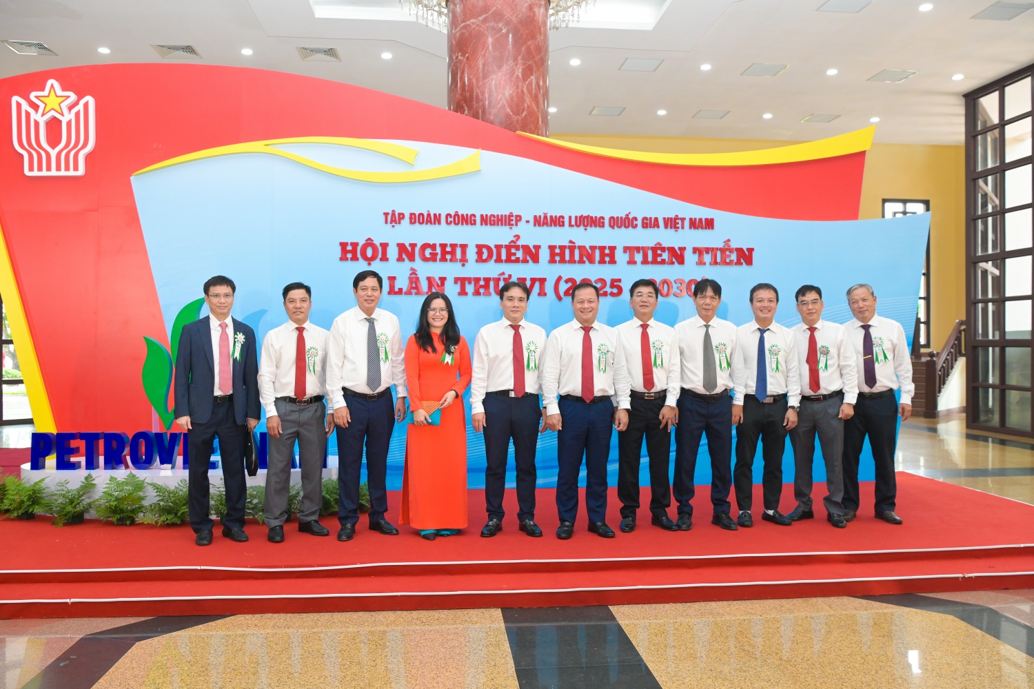 [CHÙM ẢNH] Tự hào gương sáng Petrovietnam: Hội nghị điển hình tiên tiến lần thứ VI (2025-2030)