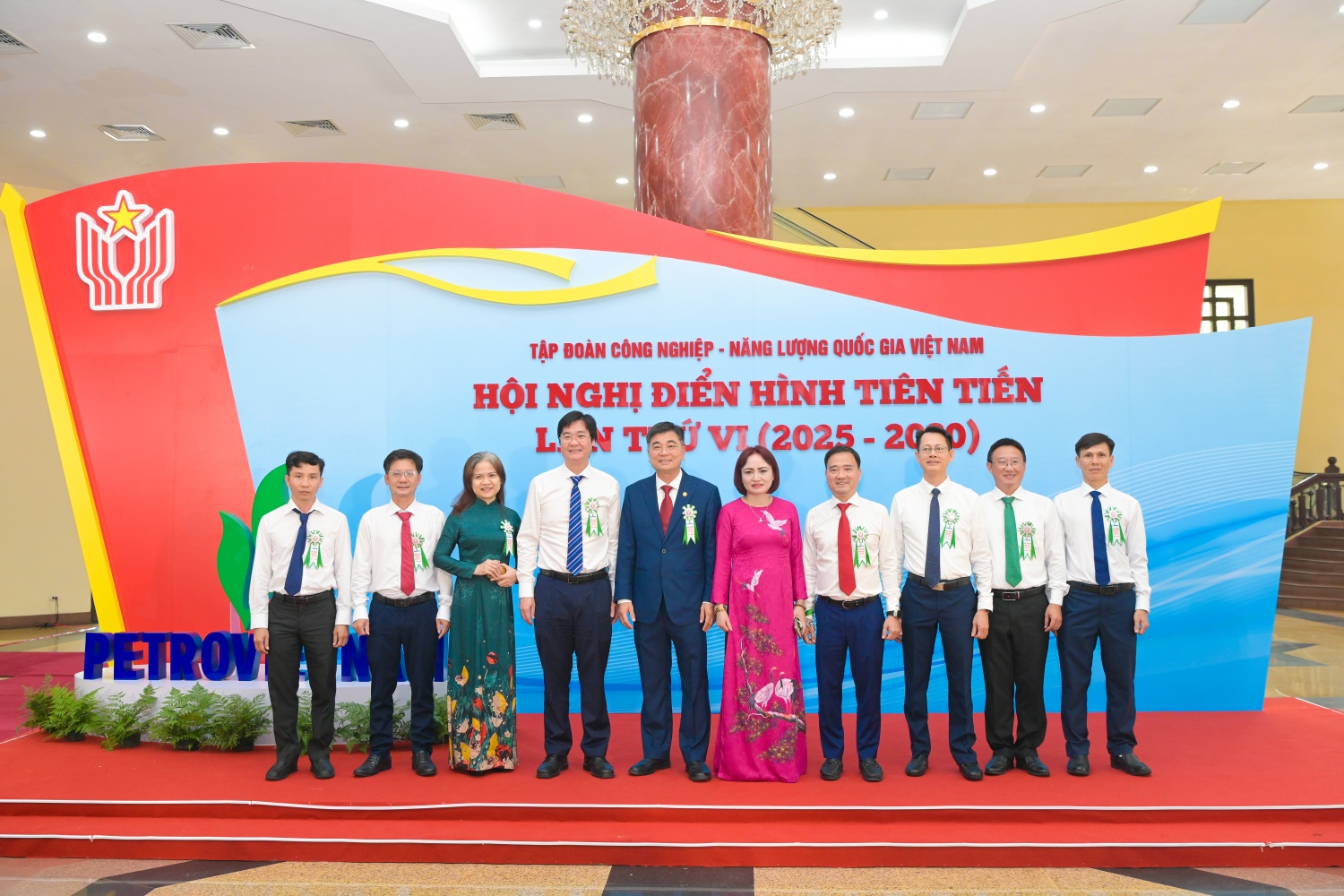 [CHÙM ẢNH] Tự hào gương sáng Petrovietnam: Hội nghị điển hình tiên tiến lần thứ VI (2025-2030)
