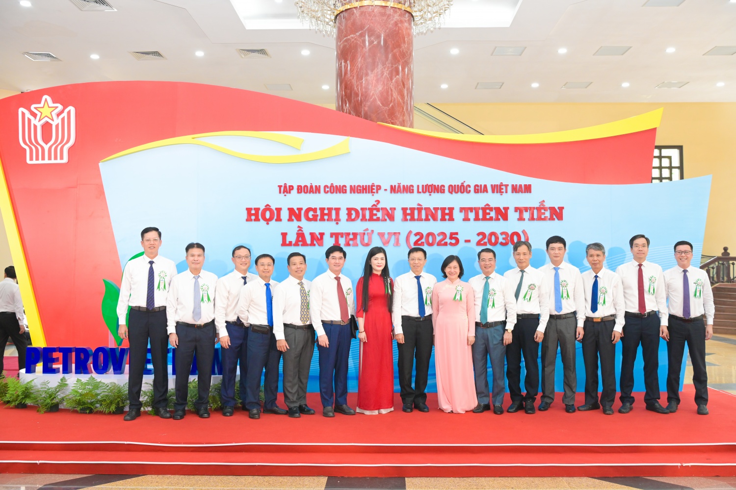 [CHÙM ẢNH] Tự hào gương sáng Petrovietnam: Hội nghị điển hình tiên tiến lần thứ VI (2025-2030)