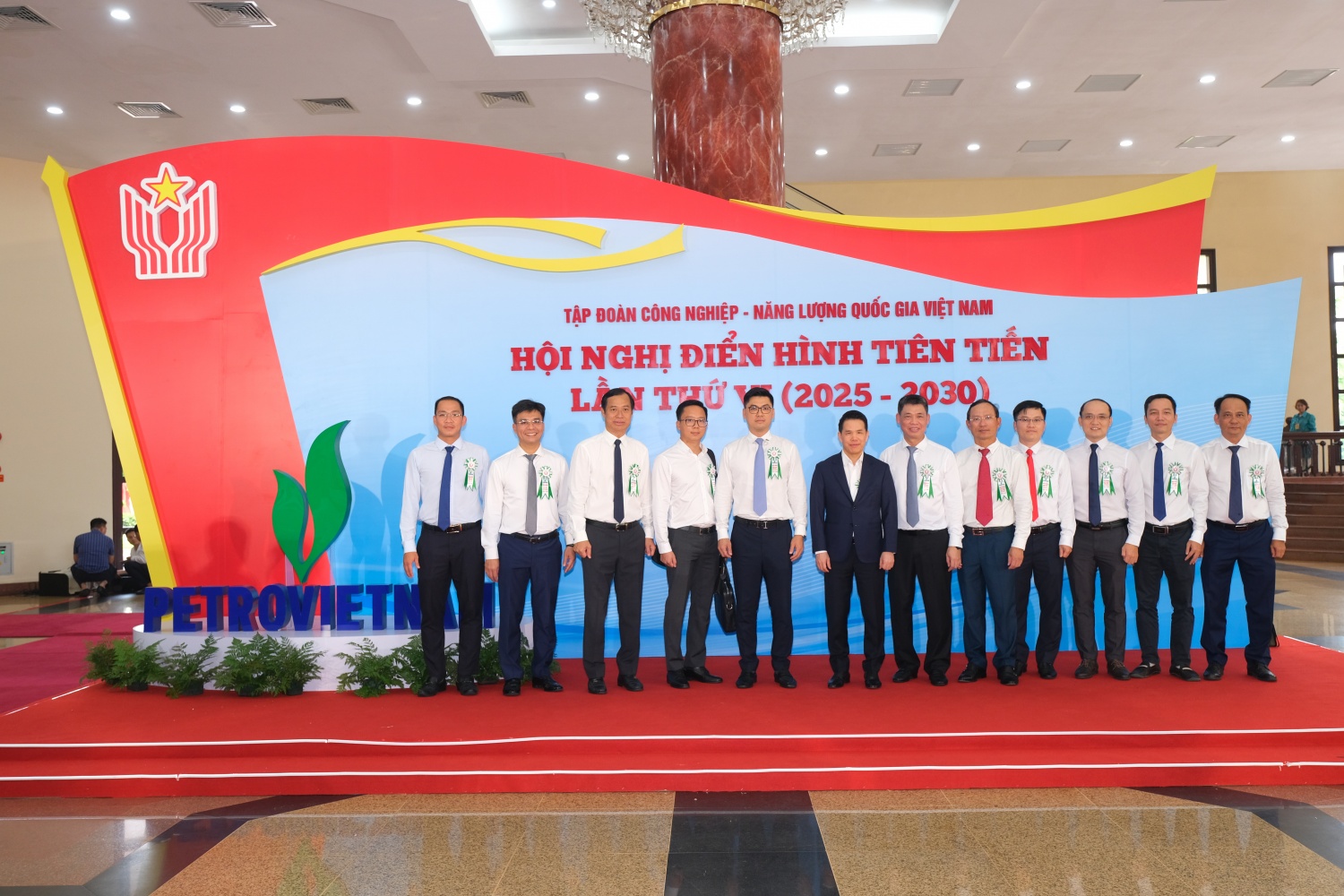 [CHÙM ẢNH] Tự hào gương sáng Petrovietnam: Hội nghị điển hình tiên tiến lần thứ VI (2025-2030)