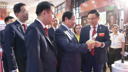 Thủ tướng Chính phủ Phạm Minh Chính dự Đại hội Đại biểu Đảng bộ Petrovietnam lần thứ IV, nhiệm kỳ 2025-2030