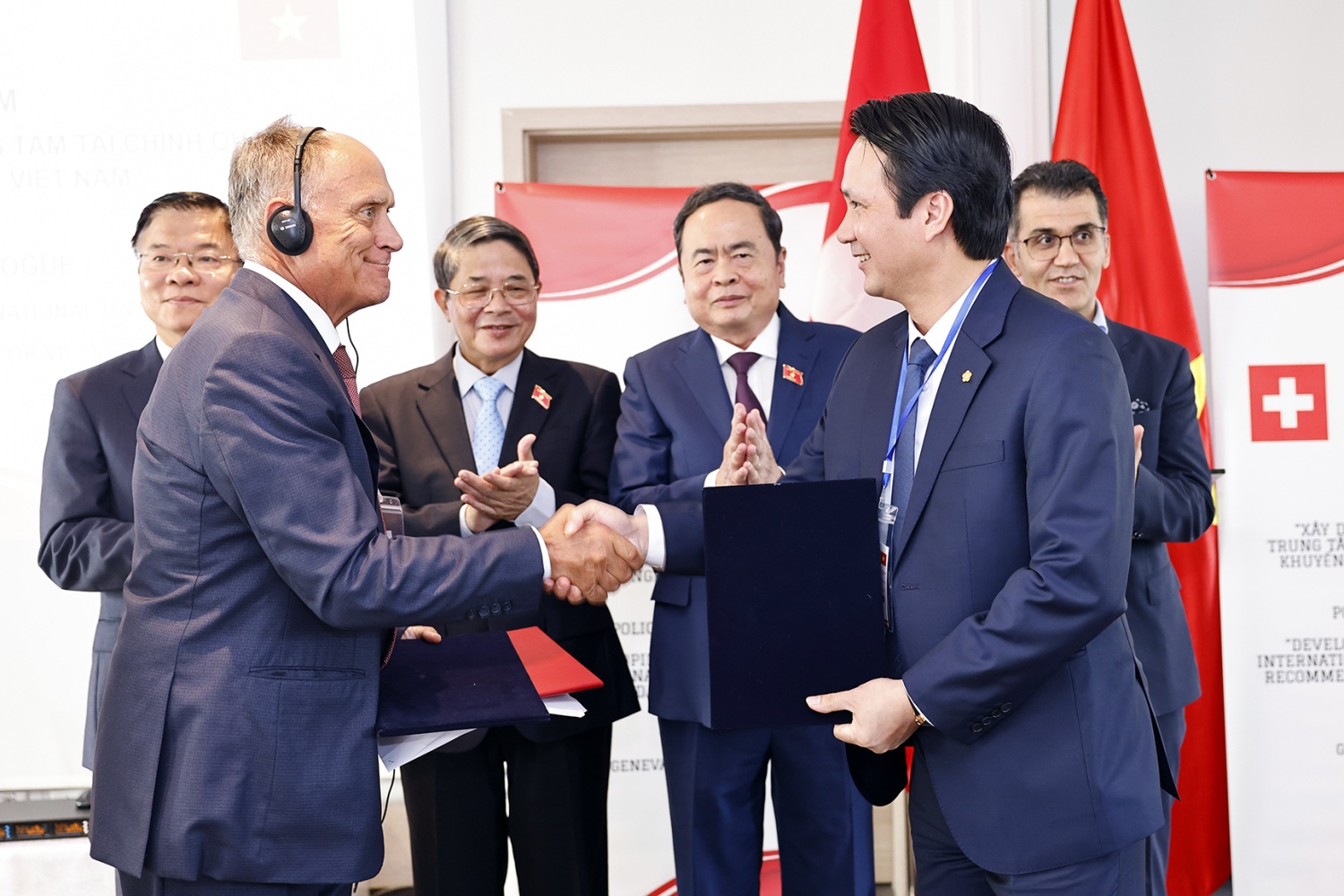 BIDV ký biên bản ghi nhớ hợp tác với Trade Data Monitor