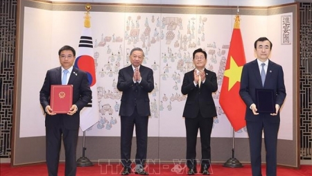 Tổng Bí thư Tô Lâm chứng kiến Lễ trao các văn kiện hợp tác Việt Nam - Hàn Quốc