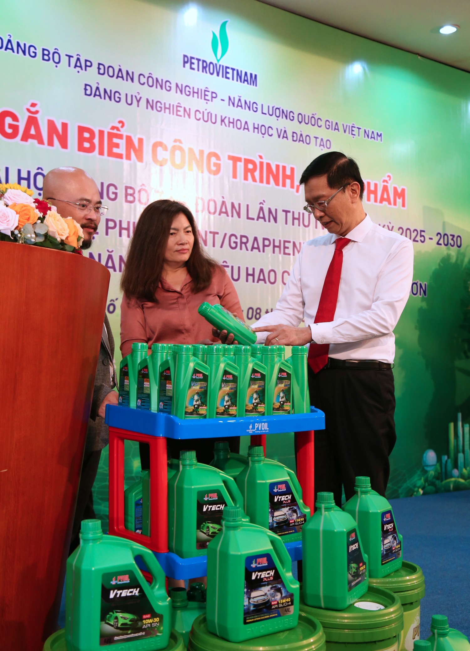 Bước tiến mới của Petrovietnam trên hành trình đổi mới, làm chủ công nghệ Bước tiến mới của Petrovietnam trên hành trình đổi mới, làm chủ công nghệ