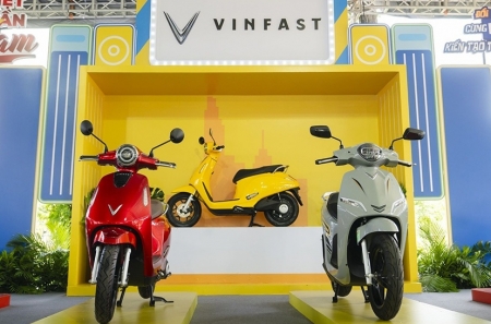 Chuỗi sự kiện “Đổi xăng lấy điện” tiếp tục mang cơ hội “chuyển đổi xanh trong ngày” tới khách hàng Việt