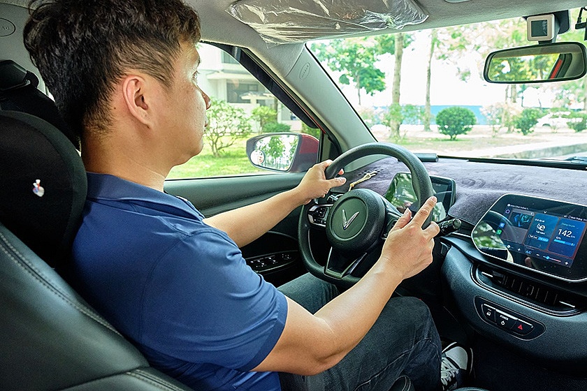 Khách hàng tiên phong sau 2 năm sử dụng VinFast VF 5: Xe chạy quá tiết kiệm, bảo dưỡng cấp 70.000 km chỉ 400.000 đồng