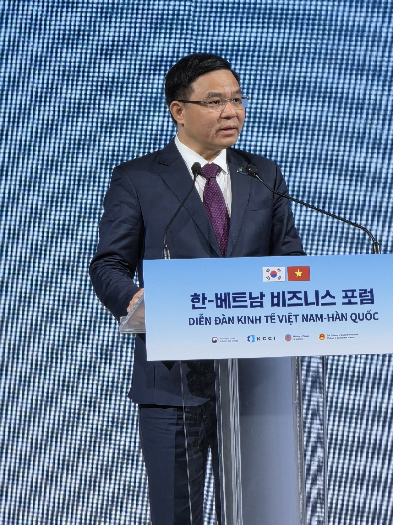  Chủ tịch HĐTV Petrovietnam Lê Mạnh Hùng phát biểu tại Diễn đàn Kinh tế Việt Nam - Hàn Quốc