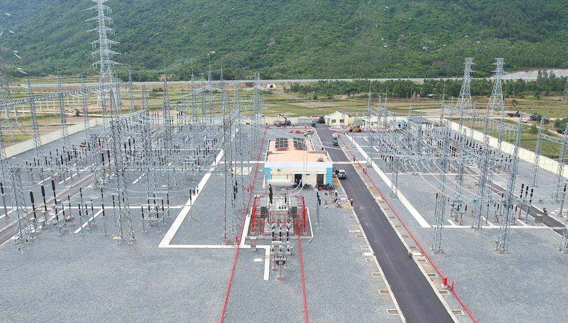 Đóng điện Dự án Trạm biến áp 220kV Vạn Ninh và đường dây đấu nối