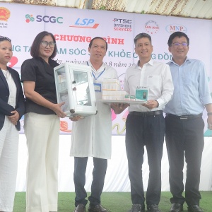 Khởi động chương trình “Chung tay chăm sóc sức khỏe cộng đồng” lần thứ 11 tại xã đảo Long Sơn