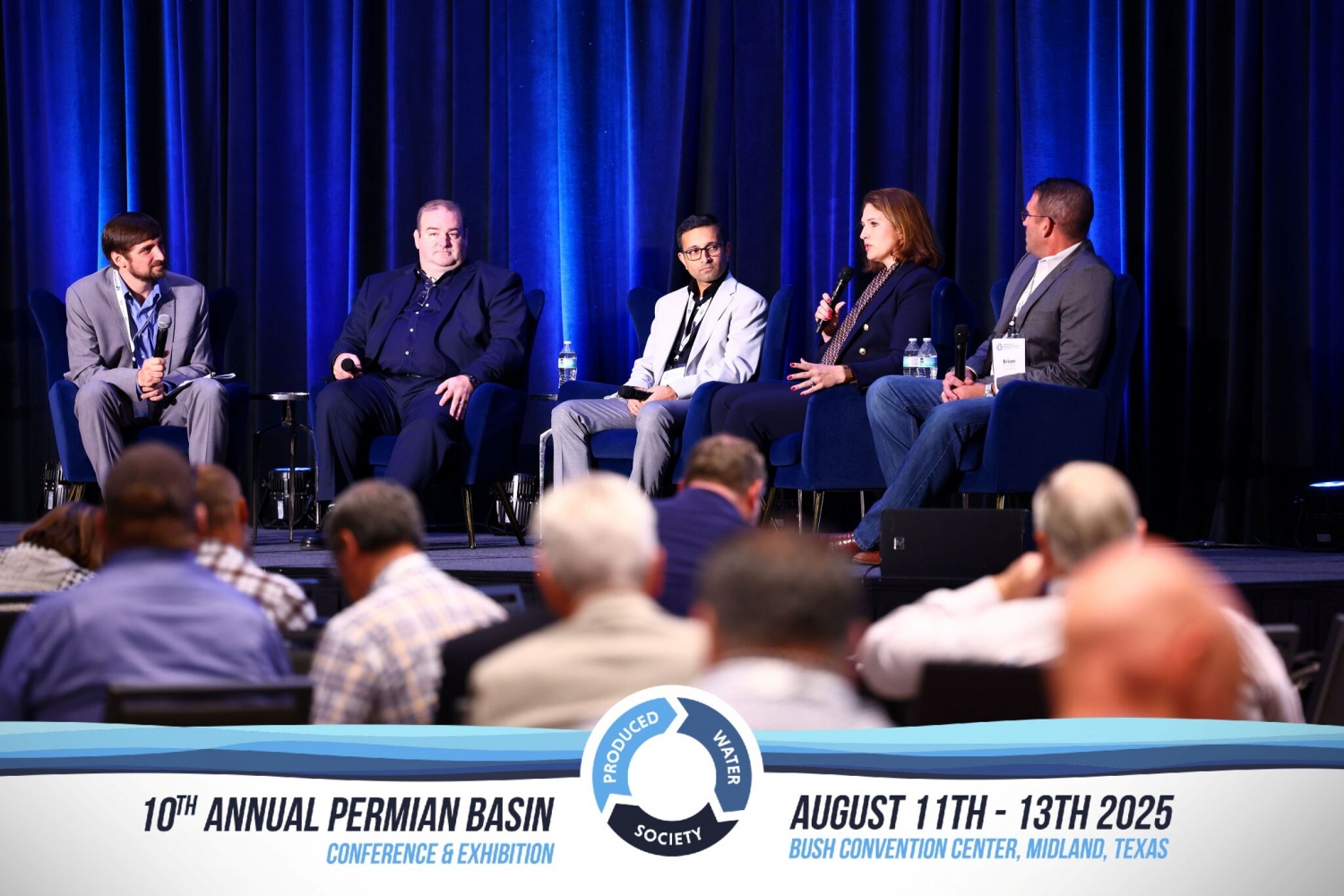 Các Big Oil đổ vốn vào tái chế và khử mặn nước tại lưu vực Permian