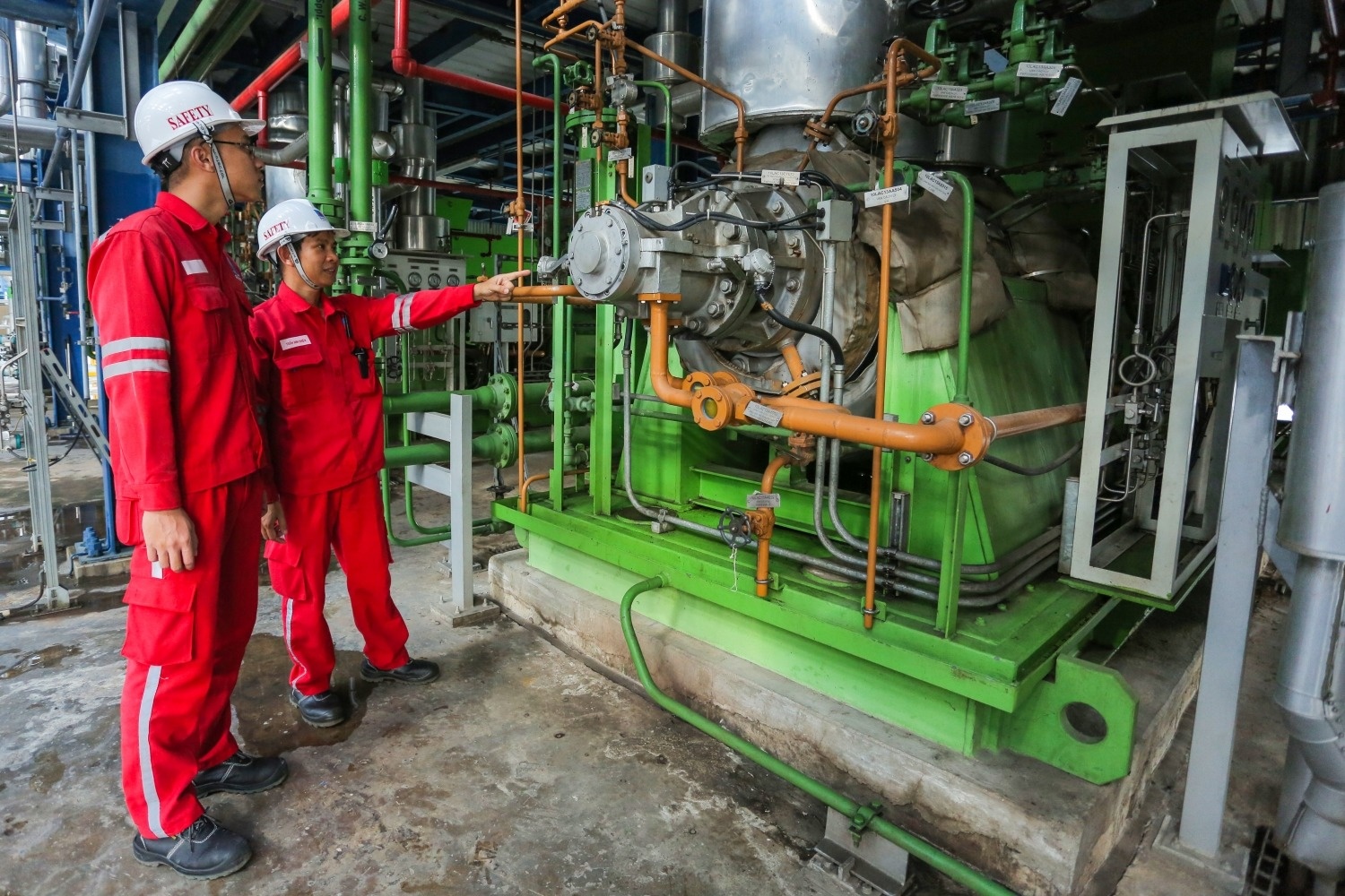 PV Power đặt mục tiêu tăng trưởng hai con số về công suất đặt, sản lượng điện, doanh thu, đồng thời giữ vững vai trò trụ cột trong đảm bảo an ninh năng lượng quốc gia, gắn với chiến lược phát triển của Petrovietnam PV Power đặt mục tiêu tăng trưởng hai con số về công suất đặt, sản lượng điện, doanh thu, đồng thời giữ vững vai trò trụ cột trong đảm bảo an ninh năng lượng quốc gia, gắn với chiến lược phát triển của Petrovietnam