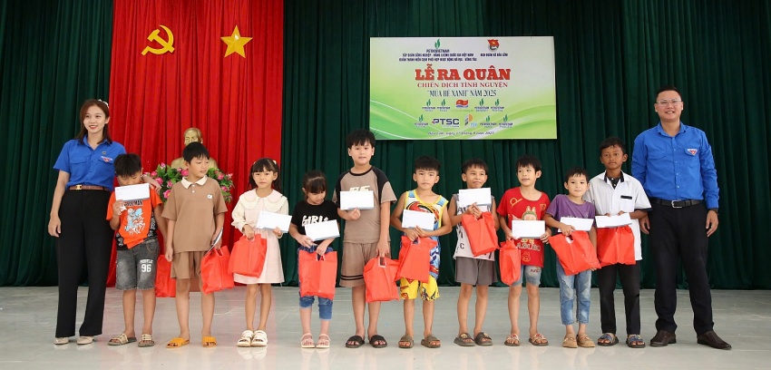 Cụm phối hợp hoạt động Bà Rịa - Vũng Tàu tổ chức Lễ ra quân chiến dịch tình nguyện Mùa hè xanh 2025