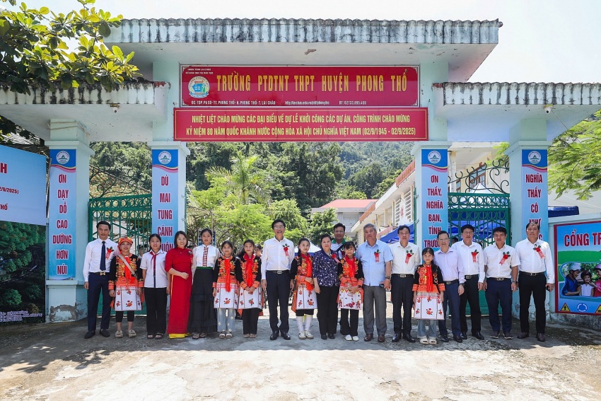 Petrovietnam góp sức nâng bước học sinh vùng cao tại tỉnh Lai Châu