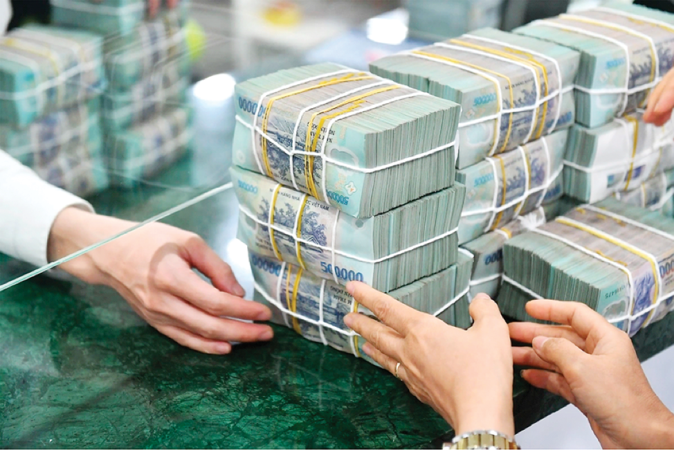 Điểm tin ngân hàng ngày 21/8: Nhà băng đua nhau tặng lãi suất cho khách