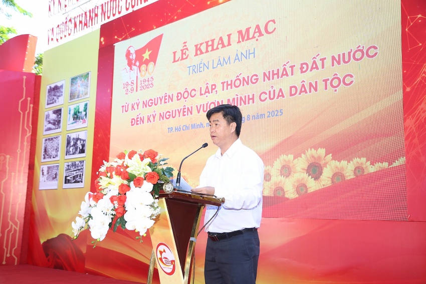 Triển lãm ảnh kỷ niệm 80 năm Cách mạng Tháng Tám và Quốc khánh 2/9: Hào hùng quá khứ, rực rỡ tương lai