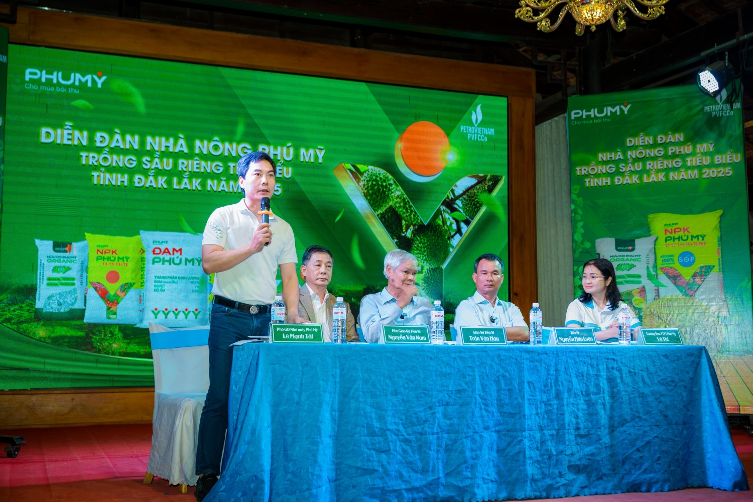 PVFCCo - Phú Mỹ đạt danh hiệu Top 50 công ty niêm yết tốt nhất và Top 25 Thương hiệu dẫn đầu Việt Nam năm 2025