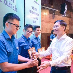 Chiến dịch Thanh niên tình nguyện hè 2025: Hành trình của niềm tin và khát vọng tuổi trẻ Petrovietnam Chiến dịch Thanh niên tình nguyện hè 2025: Hành trình của niềm tin và khát vọng tuổi trẻ Petrovietnam