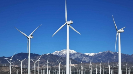 Mỹ xem xét áp thuế lên tua-bin điện gió nhập khẩu