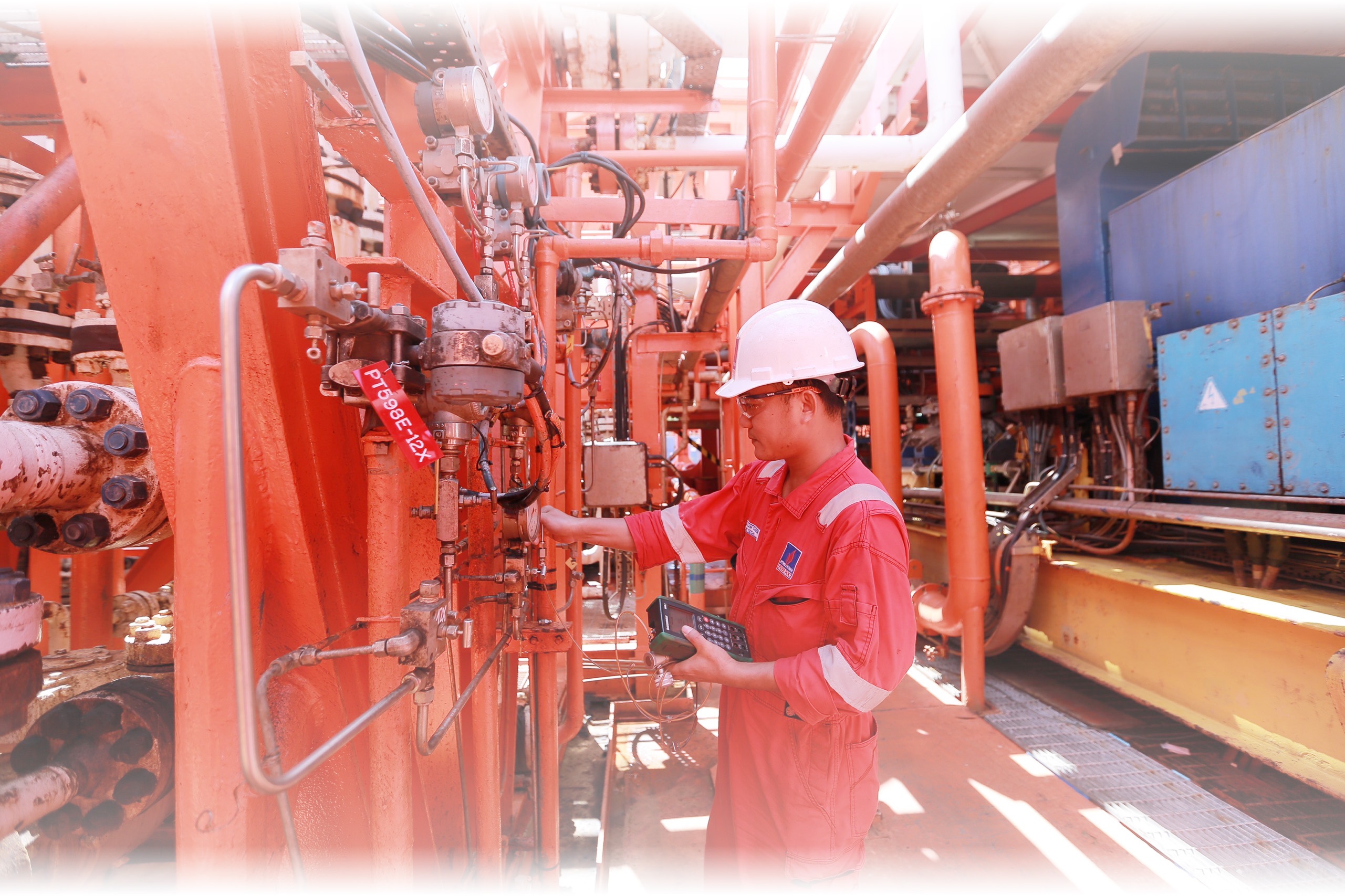 [E Magazine] PVEP khẳng định bản lĩnh, đồng hành cùng Petrovietnam trong sự nghiệp kiến tạo năng lượng quốc gia