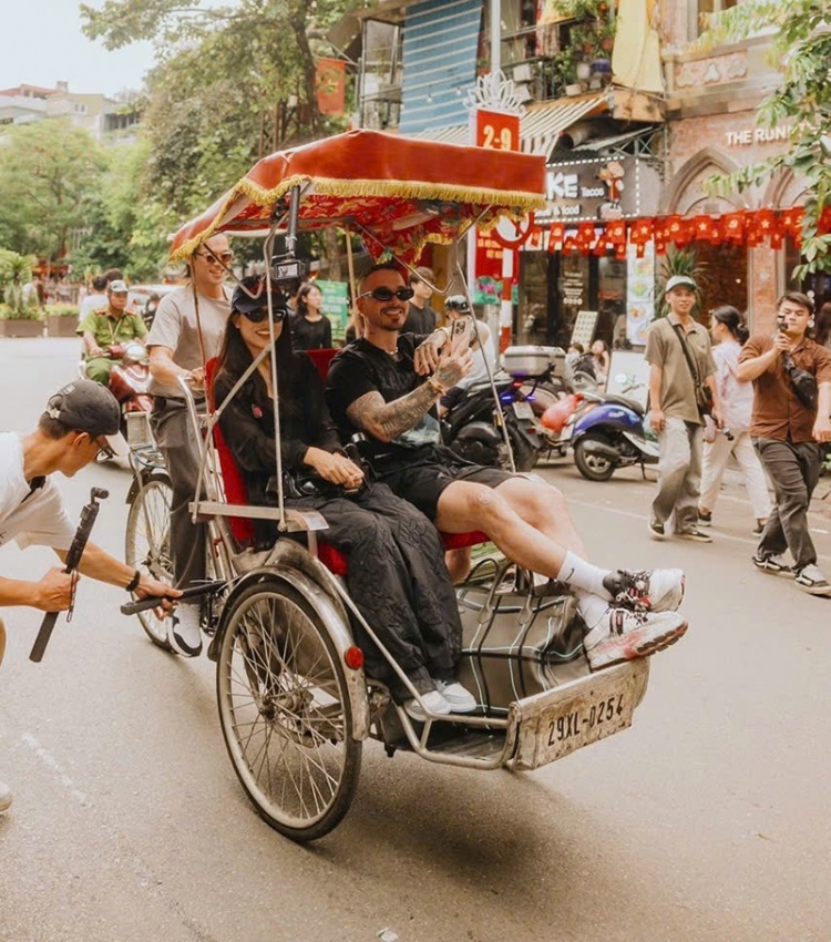 Đếm ngược 8Wonder: Fan 