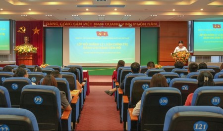 [VIDEO] Petrovietnam khai giảng lớp bồi dưỡng lý luận chính trị cho đảng viên mới tại Hà Nội
