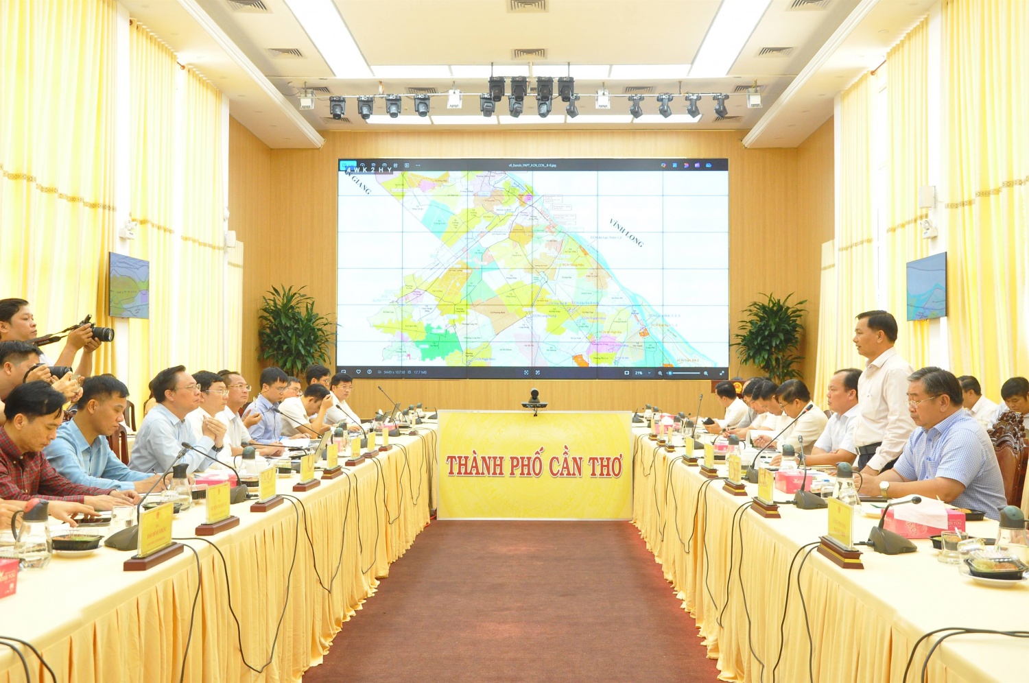 Petrovietnam đề xuất hình thành Trung tâm công nghiệp năng lượng sinh thái tại Cần Thơ