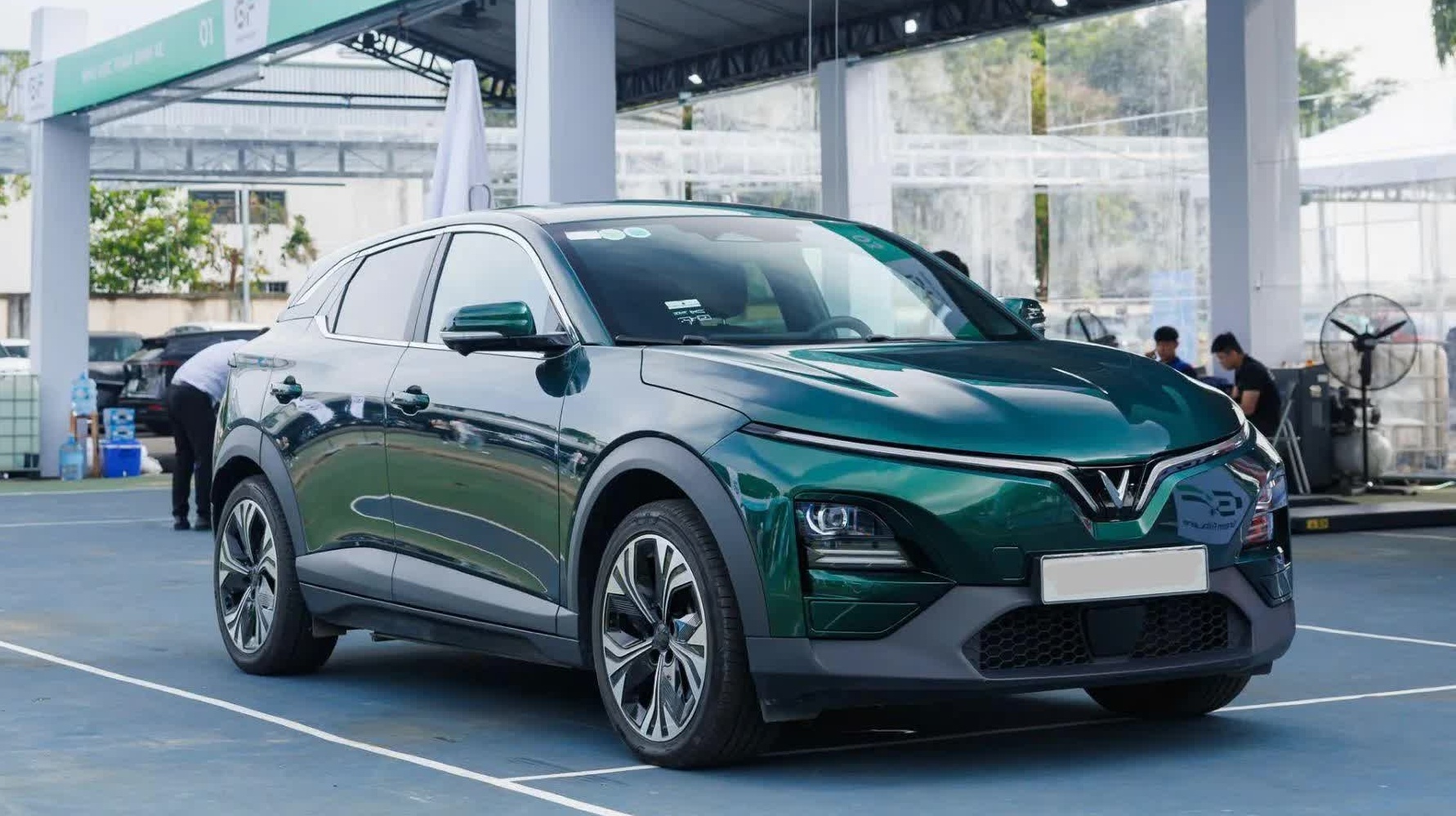 VinFast VF 6 - SUV gia đình chinh phục khách hàng bởi “có tất cả trong một”