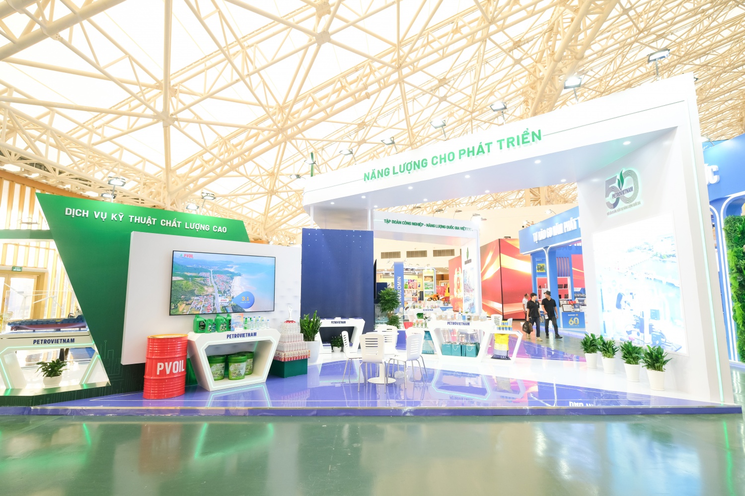 Chùm ảnh: Gian trưng bày ấn tượng của Petrovietnam tại Triển lãm thành tựu đất nước 2025