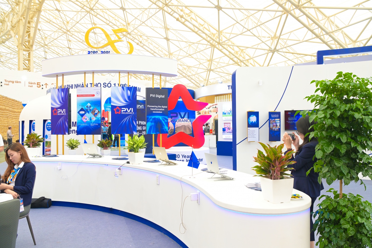 Chùm ảnh: Gian trưng bày ấn tượng của Petrovietnam tại Triển lãm thành tựu đất nước 2025