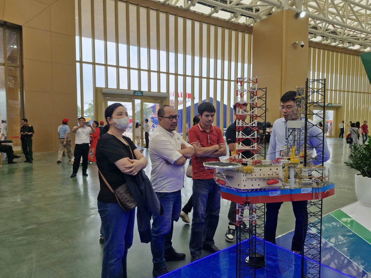 Petrovietnam tại Triển lãm Thành tựu đất nước: Niềm tự hào Hành trình 