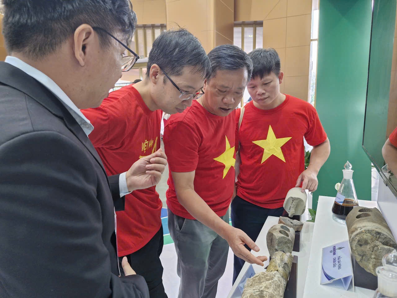 Petrovietnam tại Triển lãm Thành tựu đất nước: Niềm tự hào Hành trình 